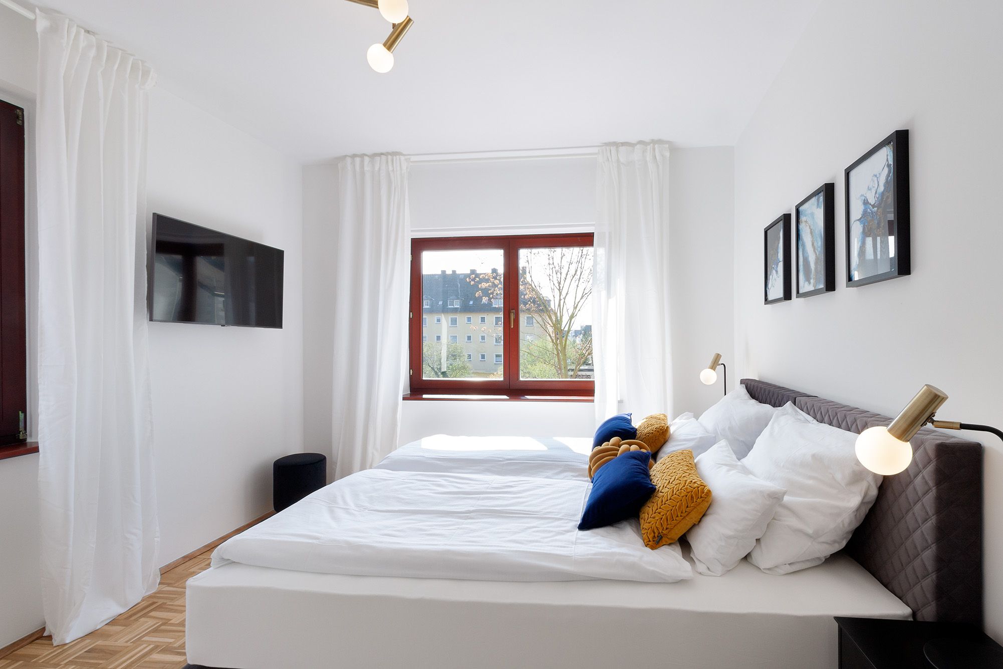Flat With Balcony Near The City - 18