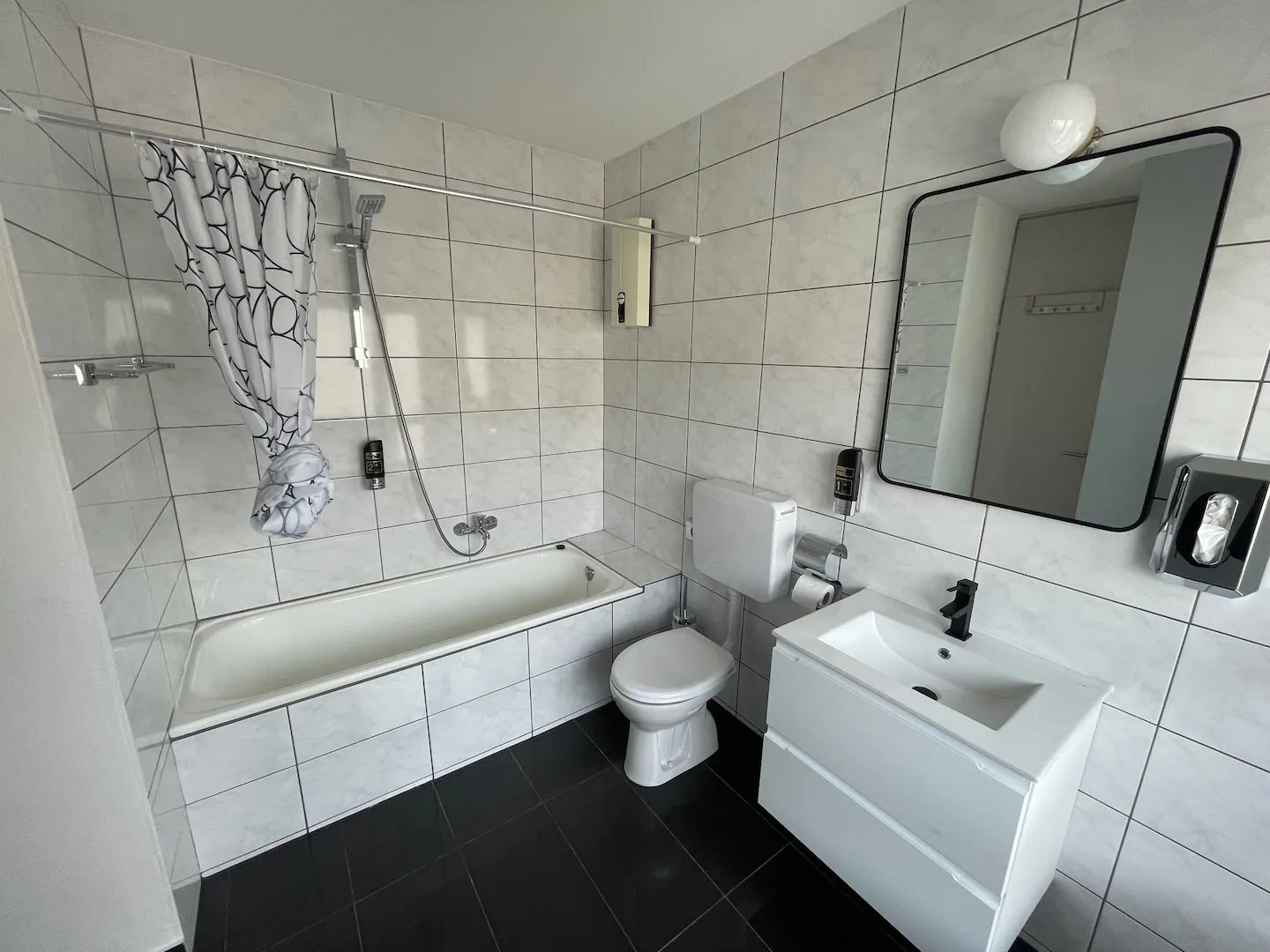  Spacious City Living In Düren  -  Spacious city living in Düren  - Gallery -  3