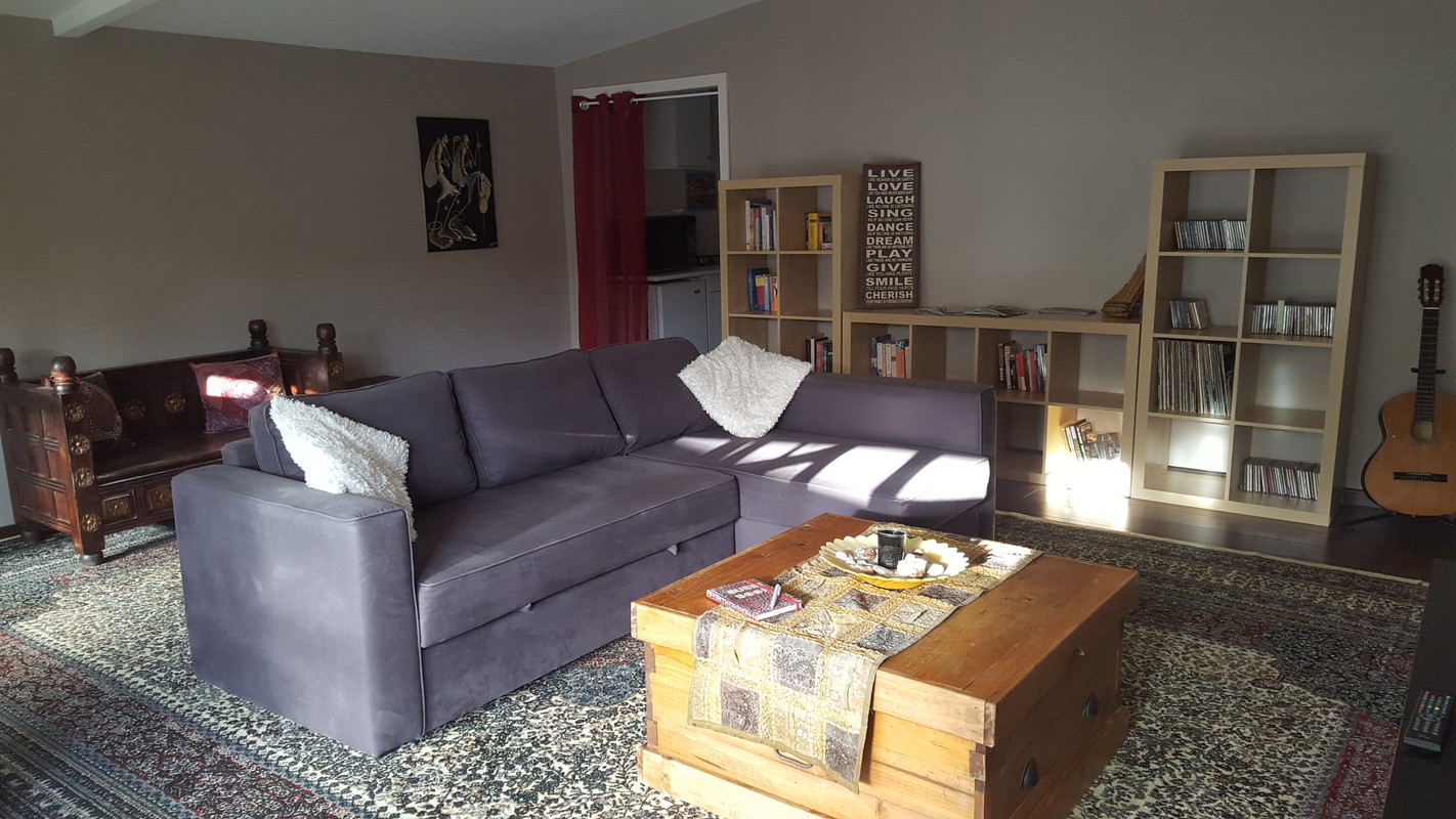 Self Contained Studio Room (Single Bed) - 1