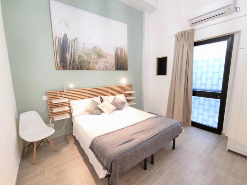 Comfortable 1-bedroom apartment in the Polyclinic and Russian Church area