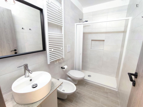 Comfortable 1-bedroom apartment in the Polyclinic and Russian Church area - Gallery - 10