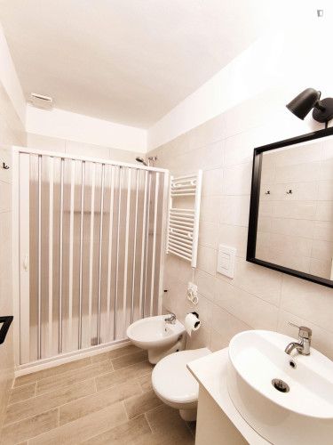 Cozy 1-bedroom apartment in the Polyclinic and Russian Church area - Gallery - 7
