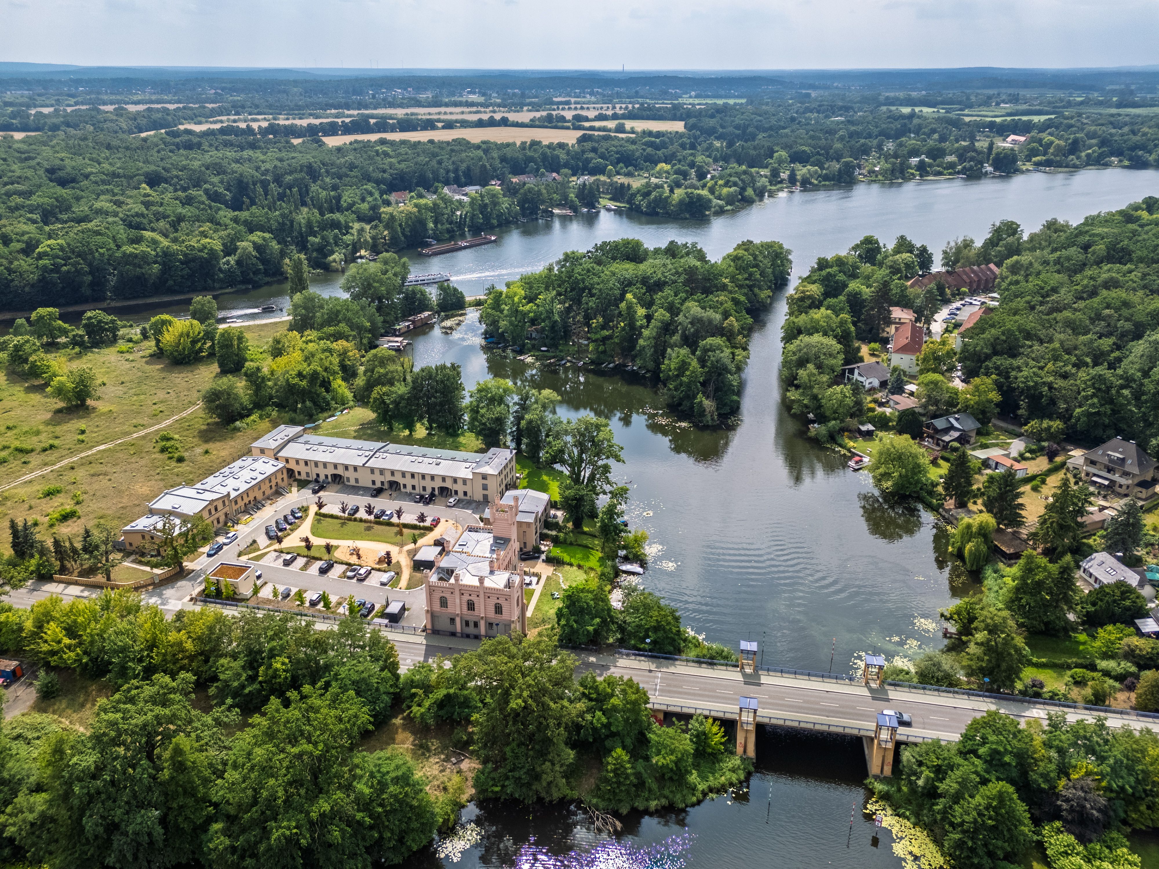 Modern Luxury Apartment With Waterfront Propertyl, Lake Access And A Parking Space - Modern Luxury Apartment with Waterfront Propertyl, lake access and a parking space - Gallery - 13