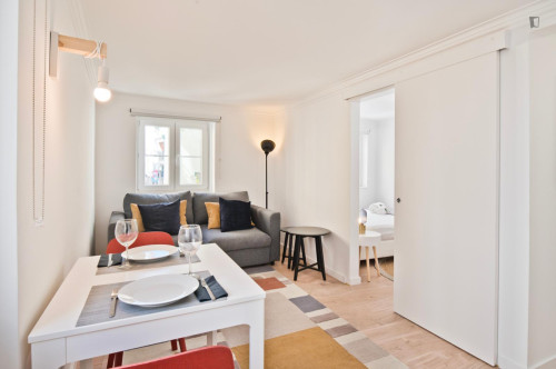 Elegant 1-bedroom apartment in Alfama