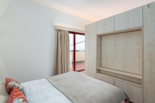 1-bedroom Apartment with outdoor area, close to Santo Ovídio Metro - Gallery - 19
