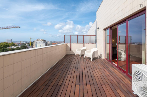 1-bedroom Apartment with outdoor area, close to Santo Ovídio Metro - Gallery - 5