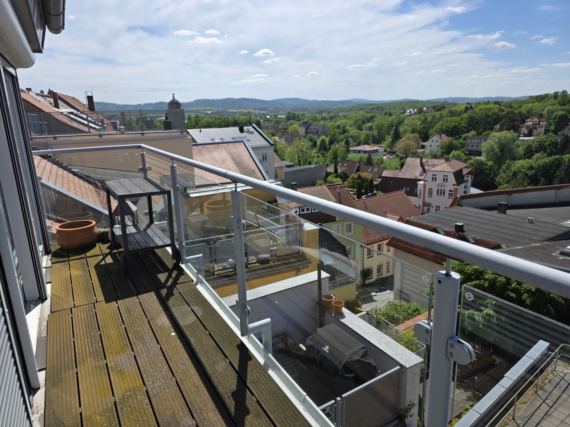 Traumhafter Ausblick - Etagenwohnung In Top-Lage - Traumhafter Ausblick - Etagenwohnung in Top-Lage - Gallery - 1