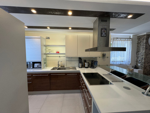 Spacious 3-Bedroom house with Under-floor heating, Private Garden & Parking – Easy access from Subway & Autobahn - Gallery - 31