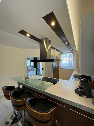 Spacious 3-Bedroom house with Under-floor heating, Private Garden & Parking – Easy access from Subway & Autobahn - Gallery - 32