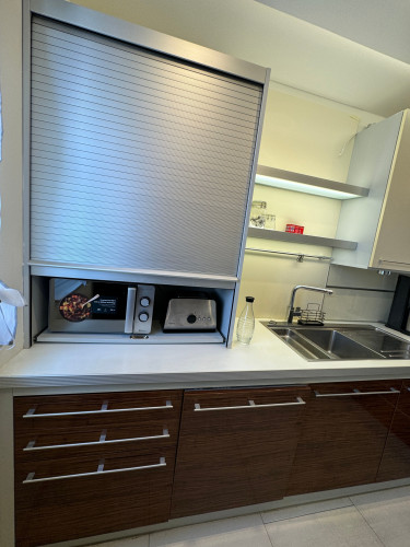 Spacious 3-Bedroom house with Under-floor heating, Private Garden & Parking – Easy access from Subway & Autobahn