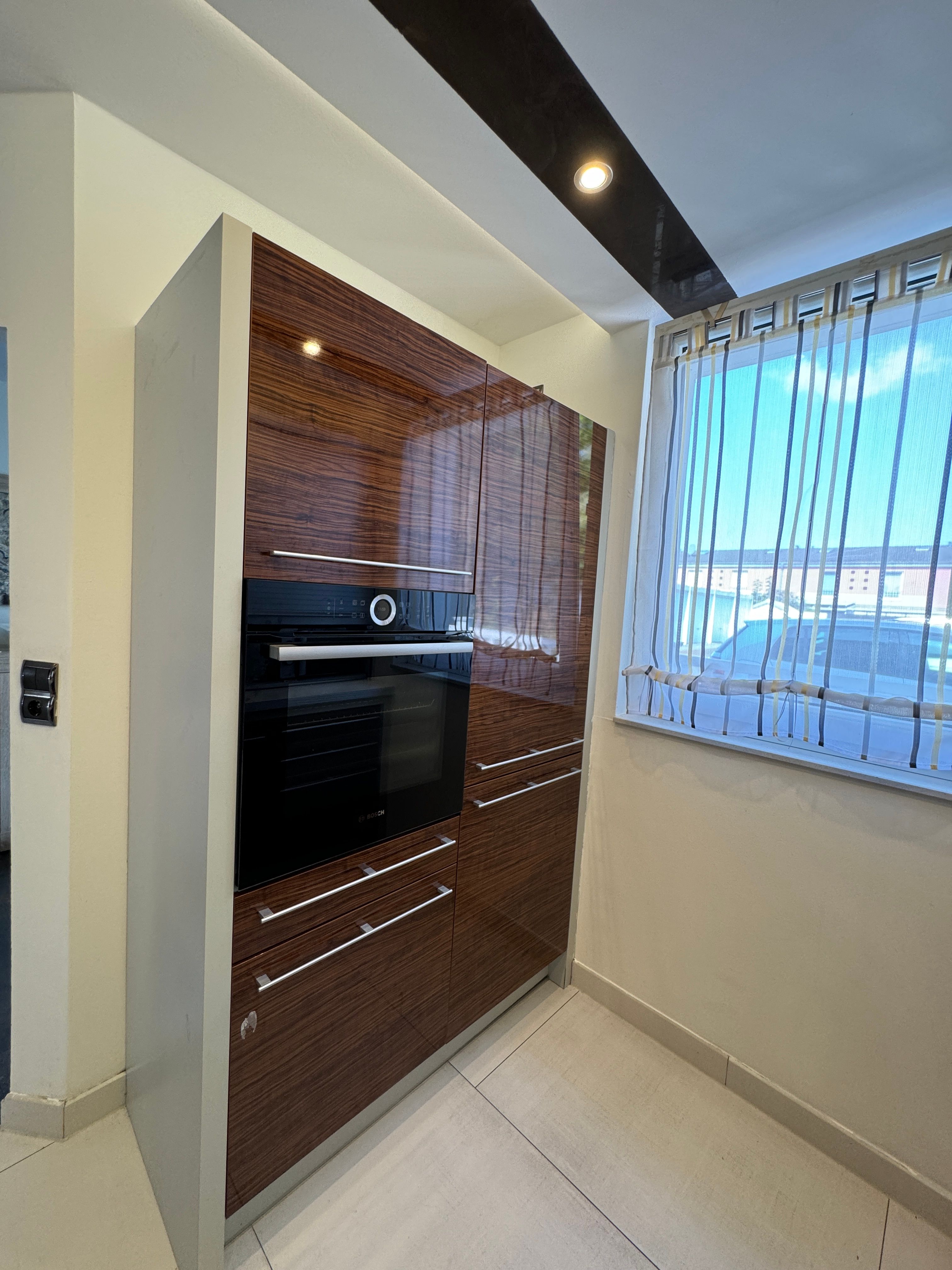 Spacious 3-Bedroom House With Under-Floor Heating, Private Garden & Parking – Easy Access From Subwa - 47