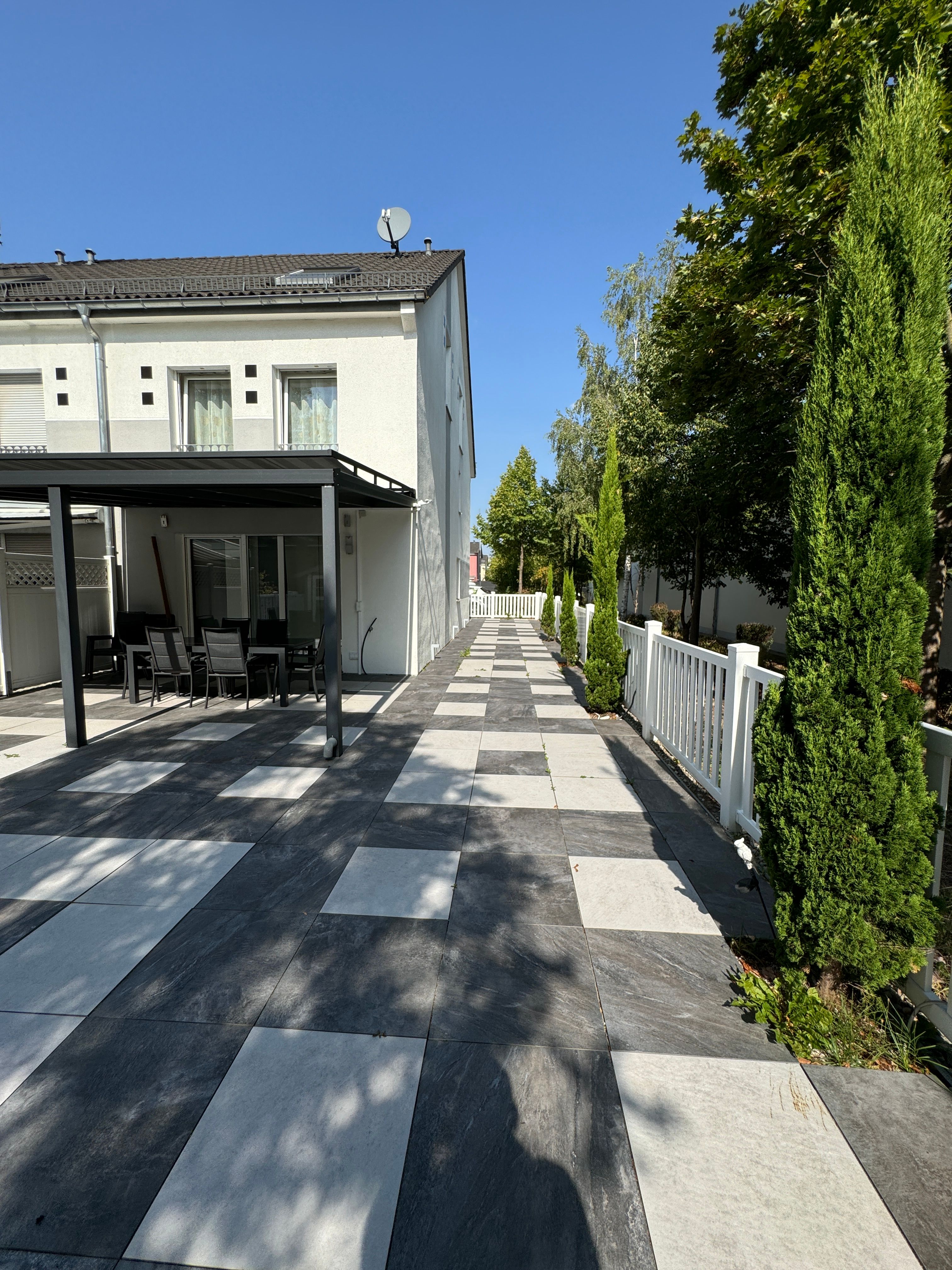 Spacious 3-Bedroom House With Under-Floor Heating, Private Garden & Parking – Easy Access From Subwa - 41
