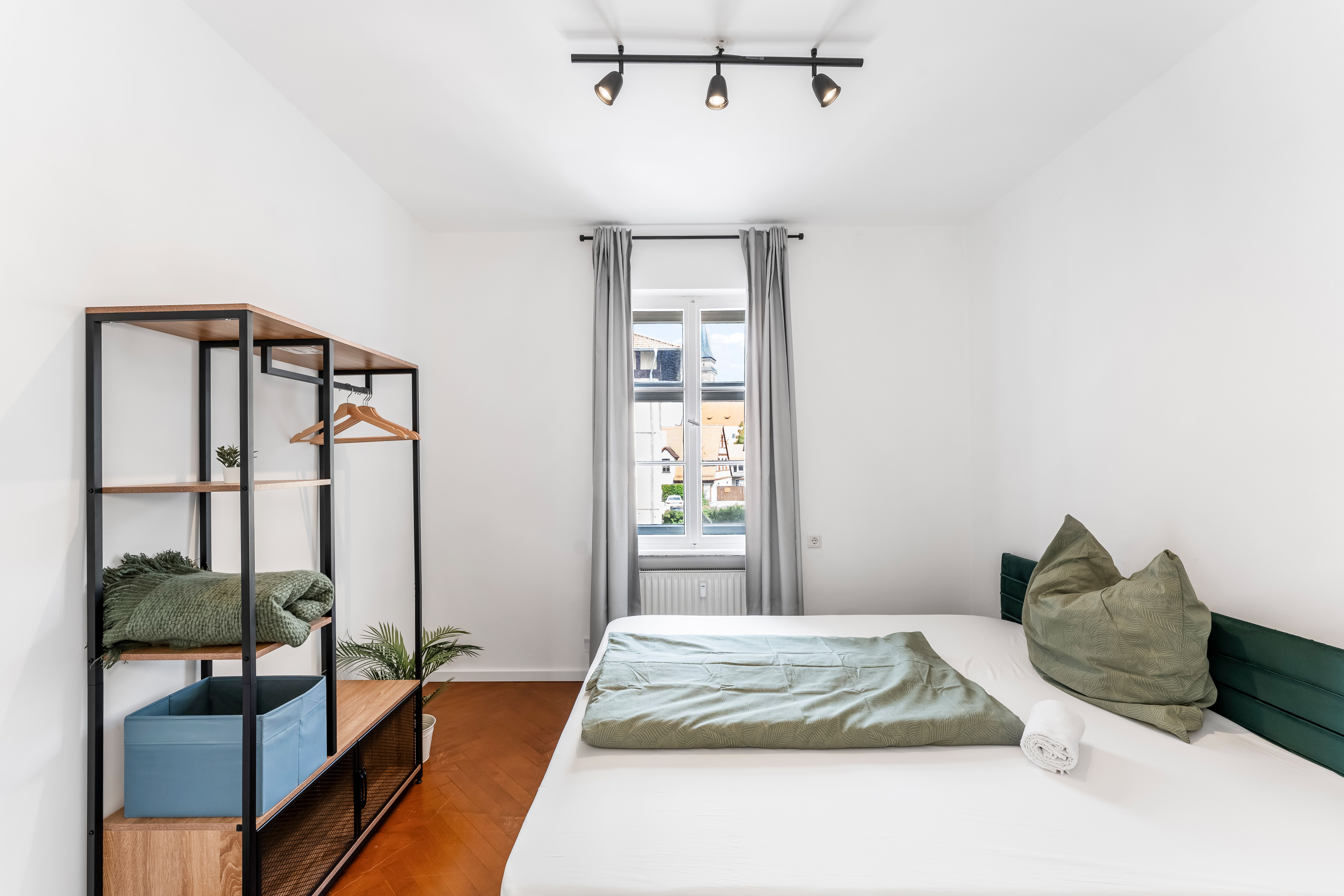  Beautiful And Spacious 3-Room Apartment!  -  Beautiful and spacious 3-room apartment!  - Gallery -  9