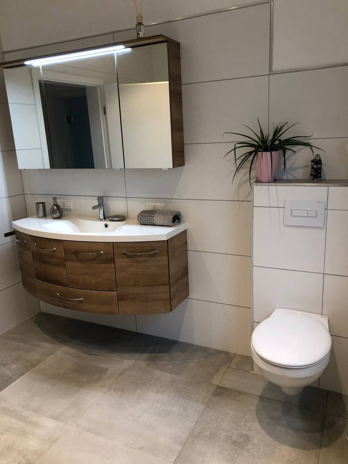  New Loft In Vibrant Neighbourhood  -  New loft in vibrant neighbourhood  - Gallery -  2