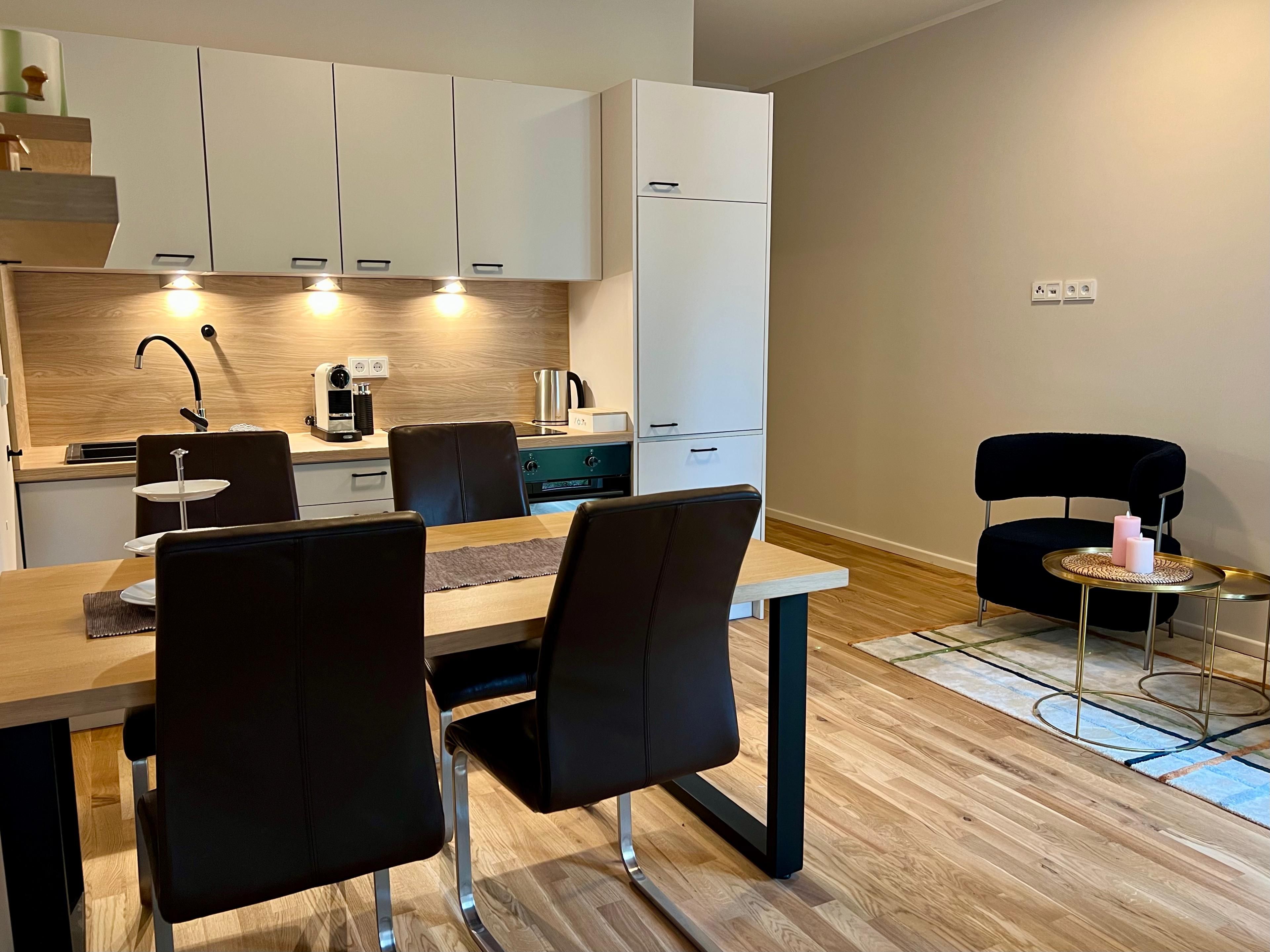 Modern Urban 2-Bedroom Apartment Near Park Sanssouci – Stylish, Spacious & Fully Equipped - 5