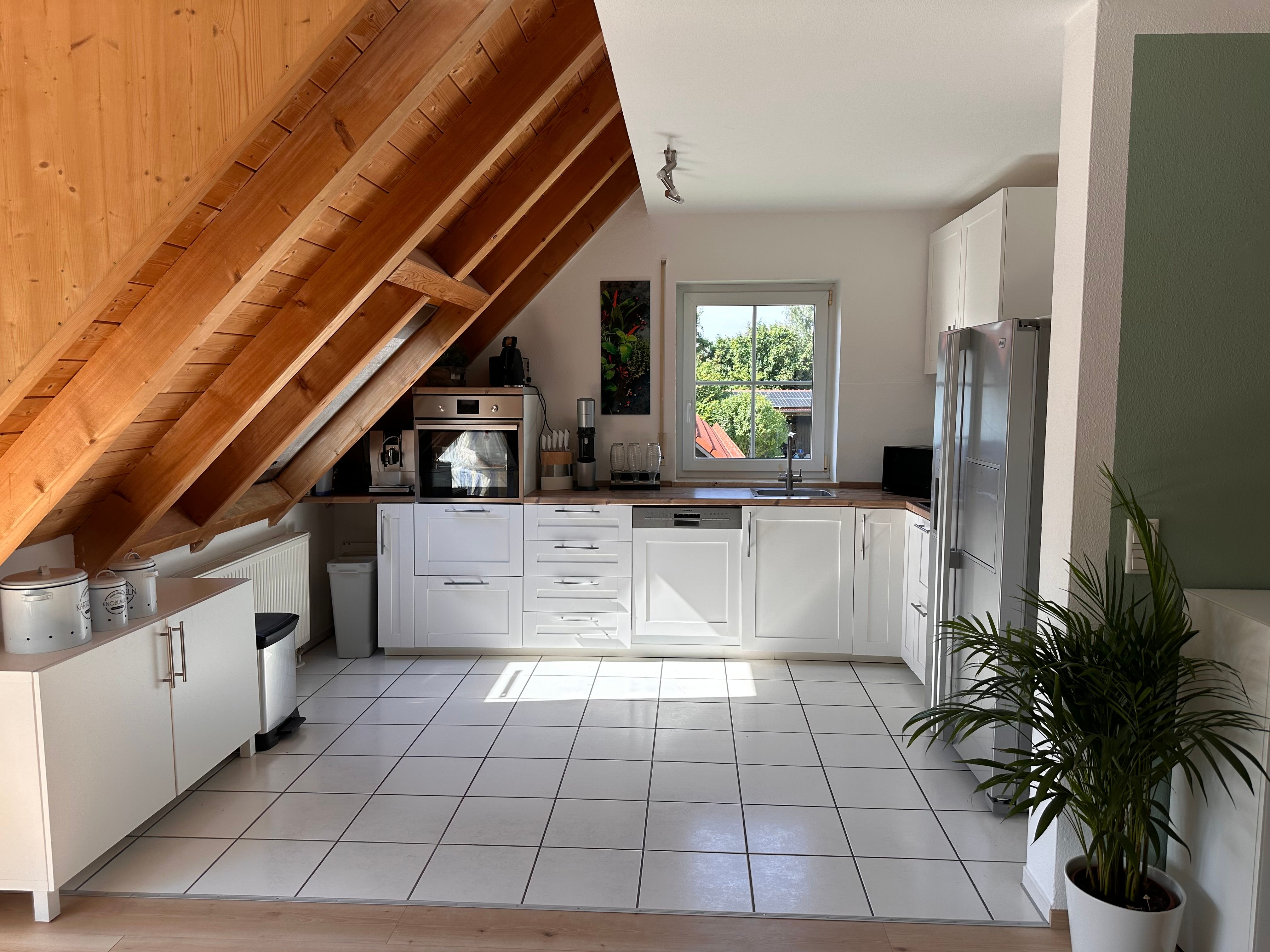 Light-Flooded 3.5 Room Maisonette Apartment - 23