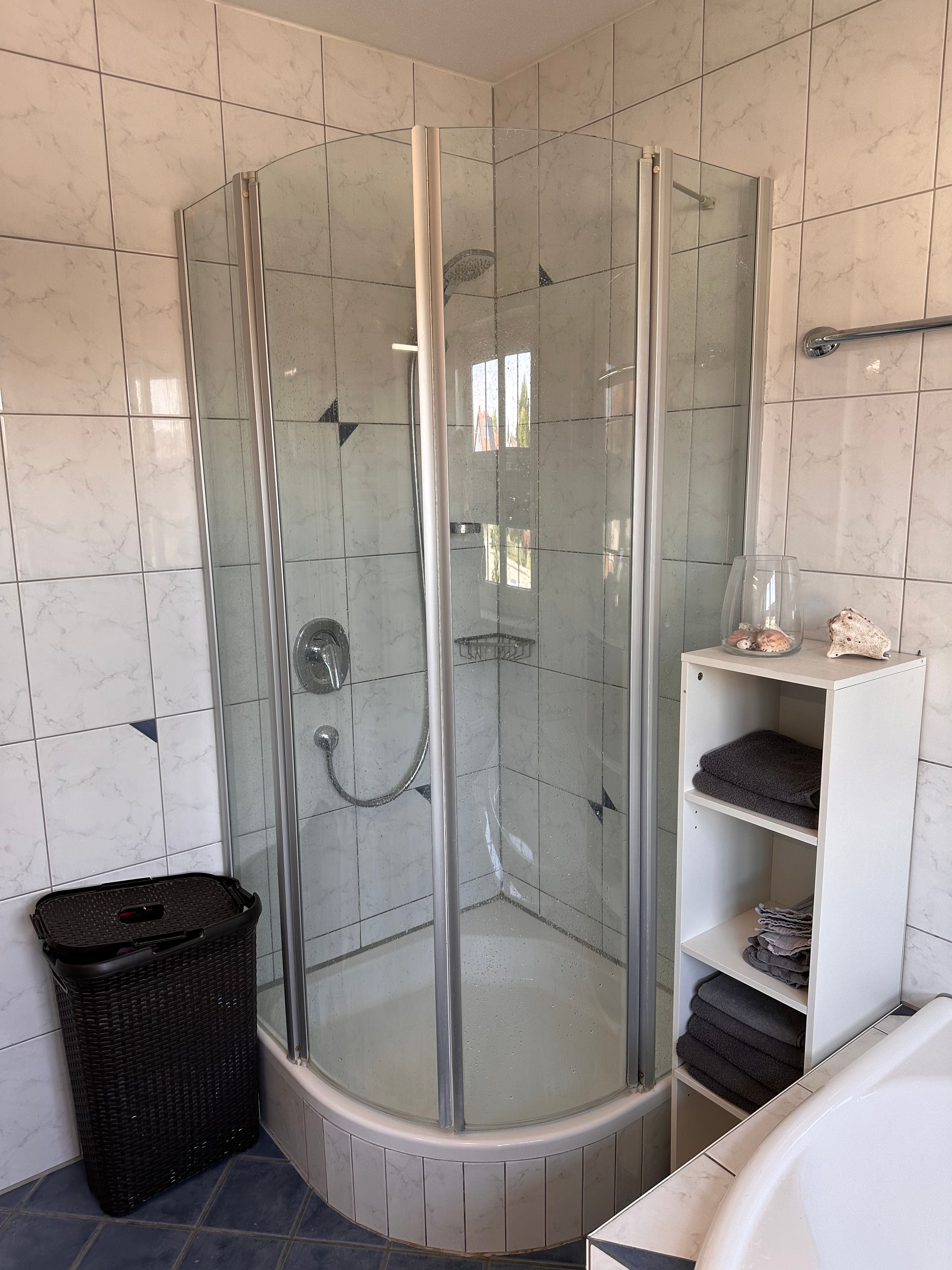 Light-Flooded 3.5 Room Maisonette Apartment - 11