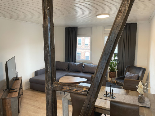 Central 82m² | Modern & Stylish | Perfect for 4 | Parking inclusive