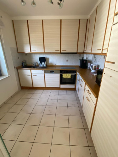 Voll ausgestattete 3-Zimmer-Wohnung mit Riesenbalkon & Küche - Gallery - 10