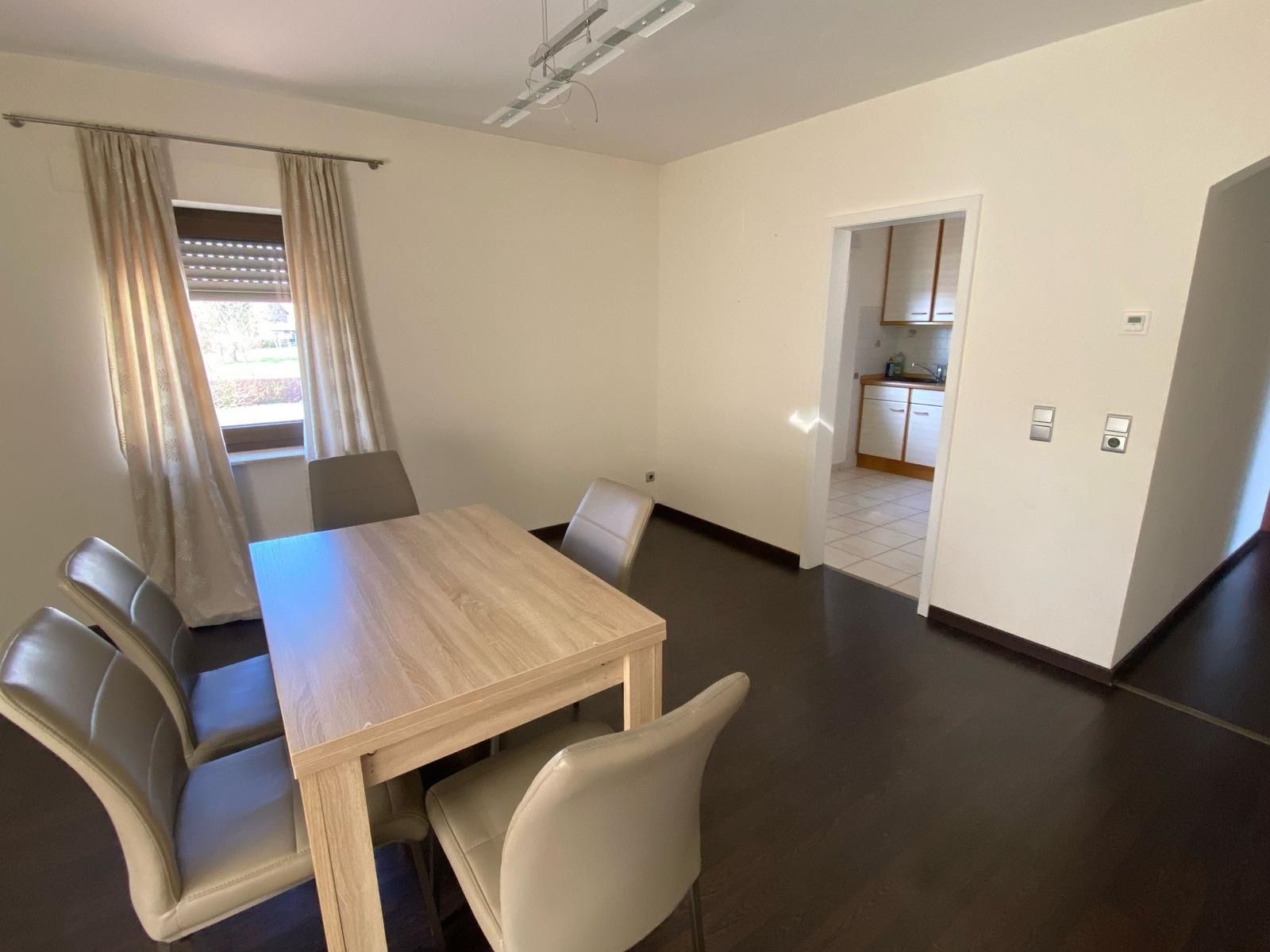 Voll Ausgestattete 3-Zimmer-Wohnung Mit Riesenbalkon & Küche - 11