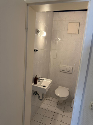 Voll ausgestattete 5-Zimmer-Wohnung mit Riesenbalkon & Küche - Gallery - 11