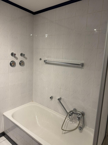 Voll ausgestattete 5-Zimmer-Wohnung mit Riesenbalkon & Küche - Gallery - 19