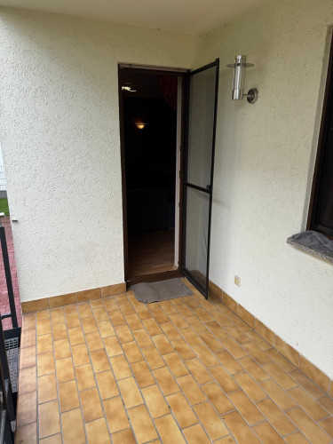 Voll ausgestattete 5-Zimmer-Wohnung mit Riesenbalkon & Küche