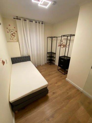 Voll ausgestattete 5-Zimmer-Wohnung mit Riesenbalkon & Küche - Gallery - 8