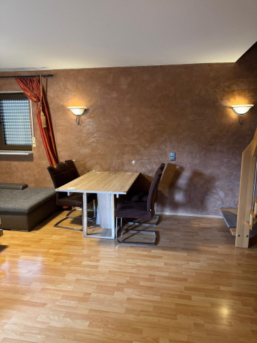 Voll ausgestattete 5-Zimmer-Wohnung mit Riesenbalkon & Küche - Gallery - 6