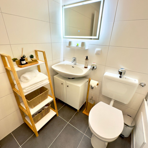 M&D Apartments near Stadium with Air Conditioning – Netflix – Kitchen – Sunset View – Balcony - Gallery - 8