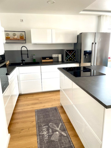Exclusive Maisonette Apartment with Stunning Views and Spacious Terrace