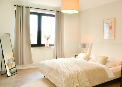MILPAU Bottrop 2 - Modern and central premium apartment with queen size bed - Netflix, Nespresso and Smart TV