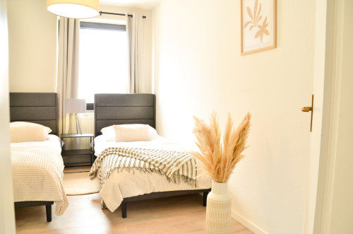 MILPAU Bottrop 2 - Modern and central premium apartment with queen size bed - Netflix, Nespresso and Smart TV