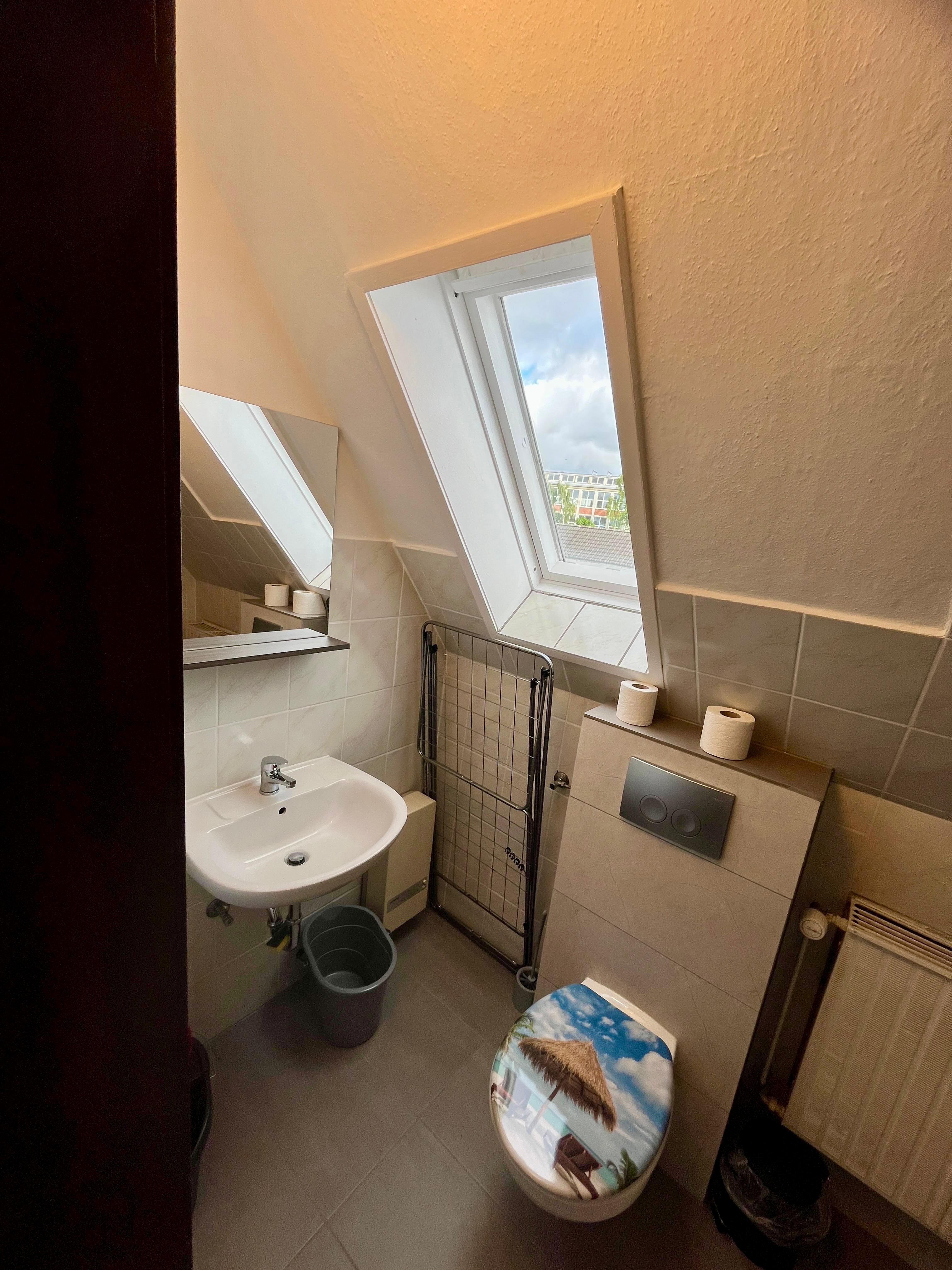 Well-Equipped Top-Floor Apartment In Neumünster - Well-Equipped Top-Floor Apartment in Neumünster - Gallery - 2