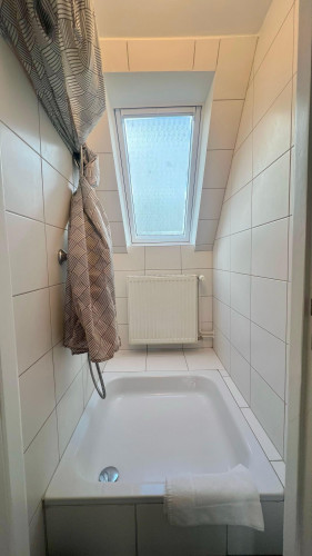 Modern Top-Floor Apartment for up to 4 People in Neumünster