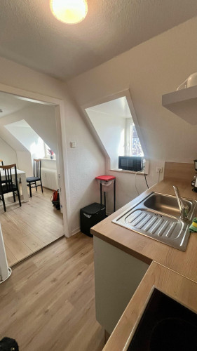 Modern Top-Floor Apartment for up to 4 People in Neumünster  - Gallery -  5