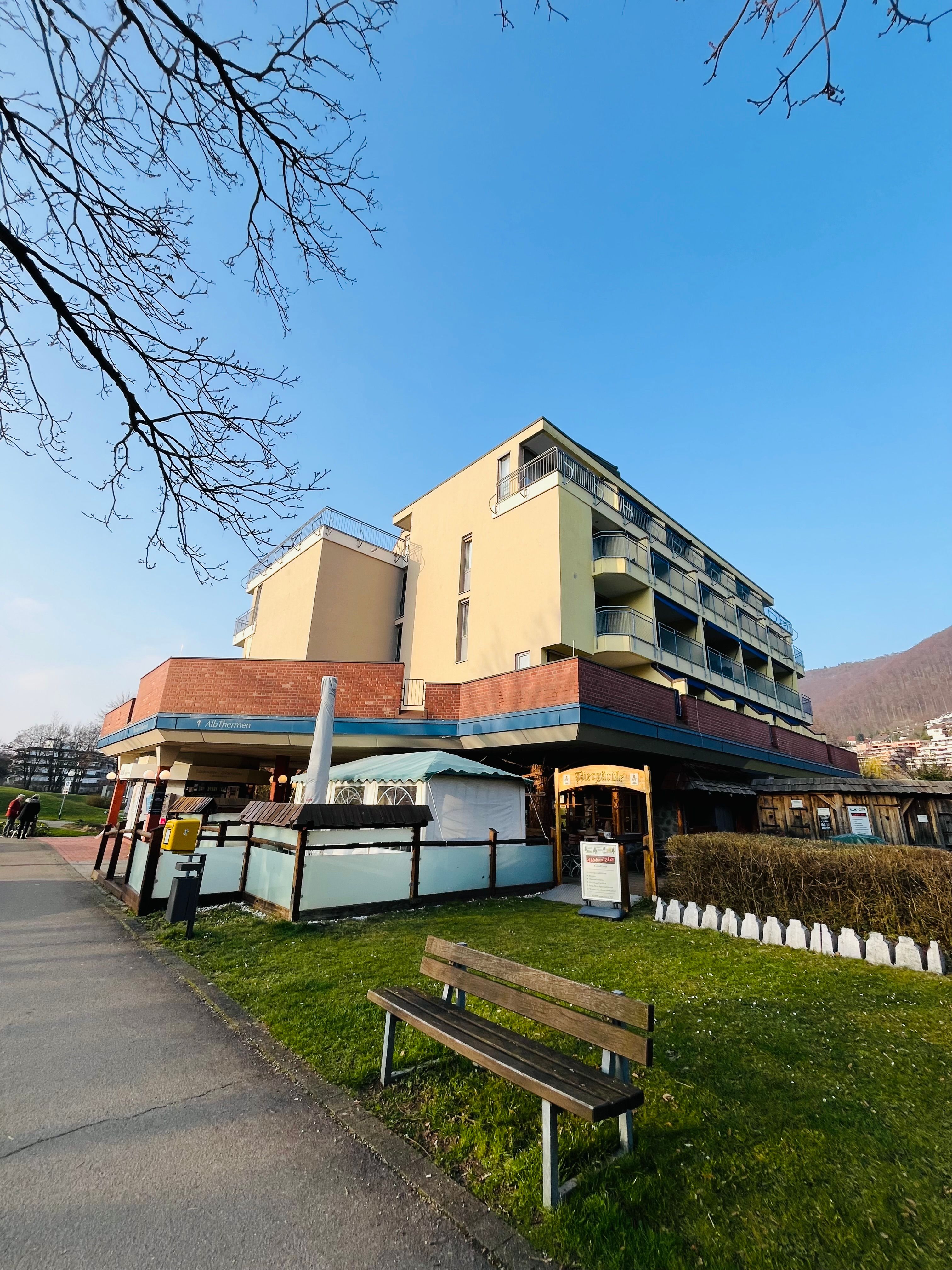 New Apartment In Graf Eberhard Hotel With Boxspring Bed - New apartment in Graf Eberhard Hotel with Boxspring bed - Gallery - 4