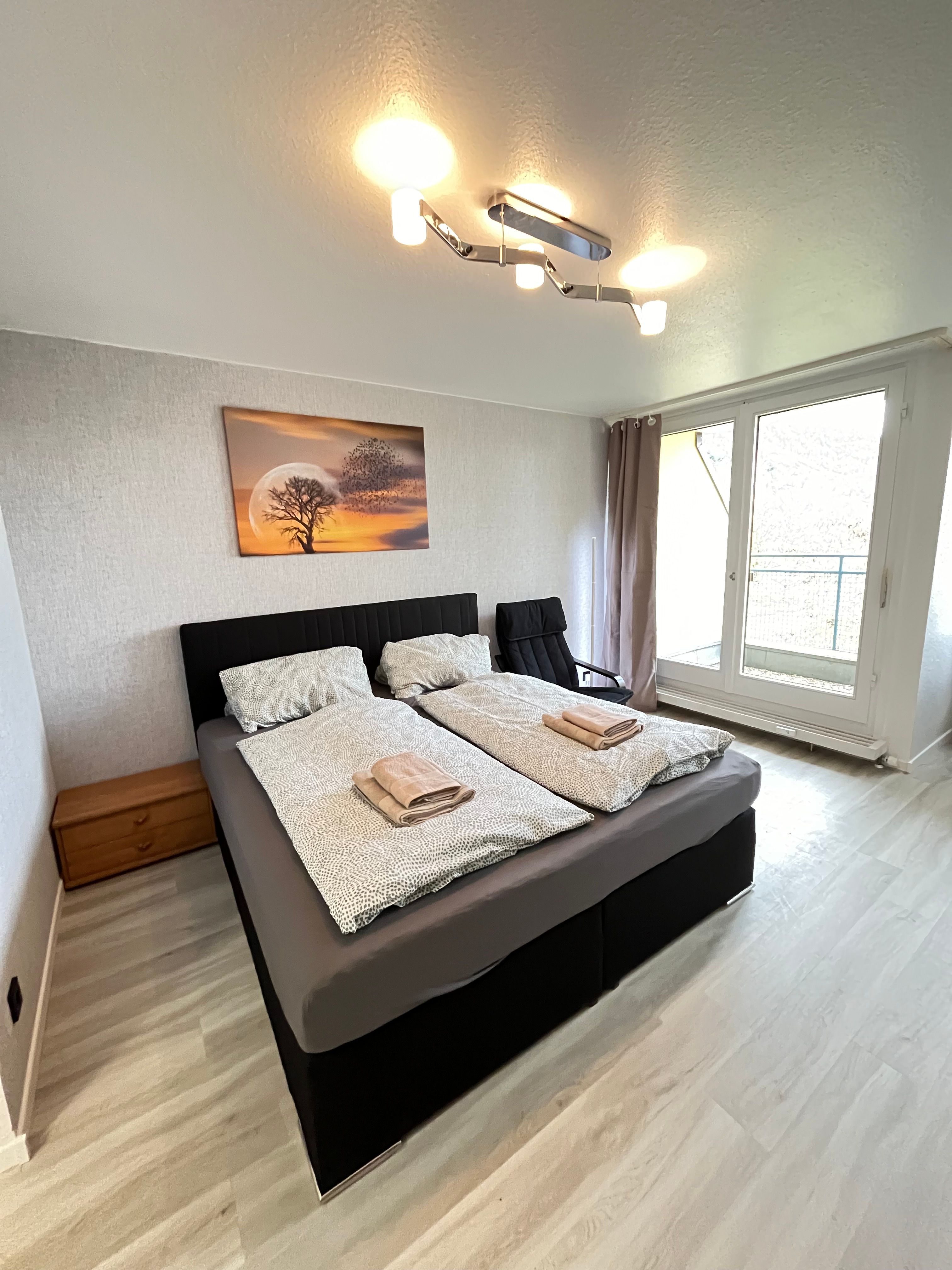 New Apartment In Graf Eberhard Hotel With Boxspring Bed - New apartment in Graf Eberhard Hotel with Boxspring bed - Gallery - 10
