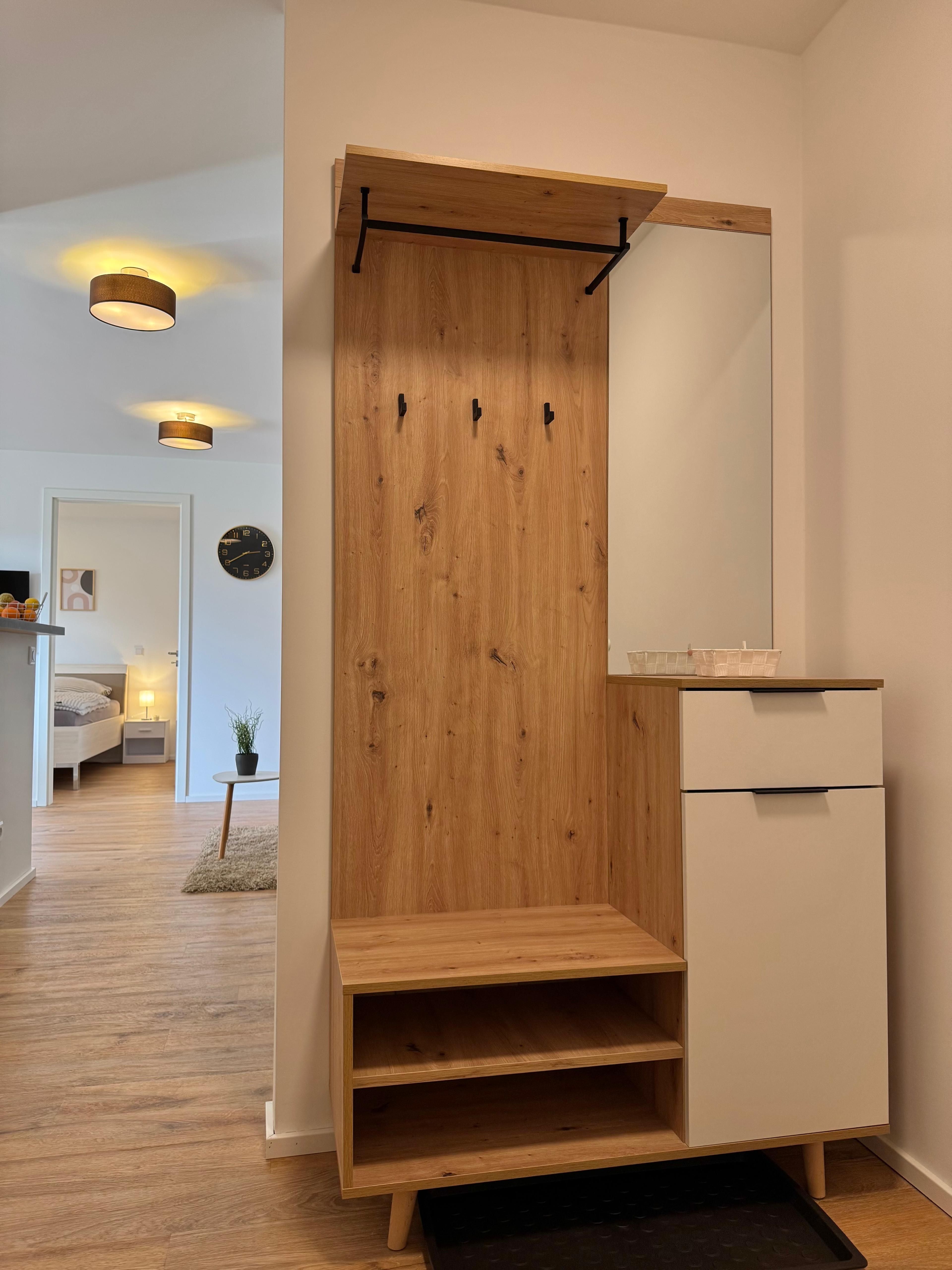  Luxurious And Modern Furnished 2-Room Apartment In Kitzingen  -  Luxurious and modern furnished 2-room apartment in Kitzingen  - Gallery -  2