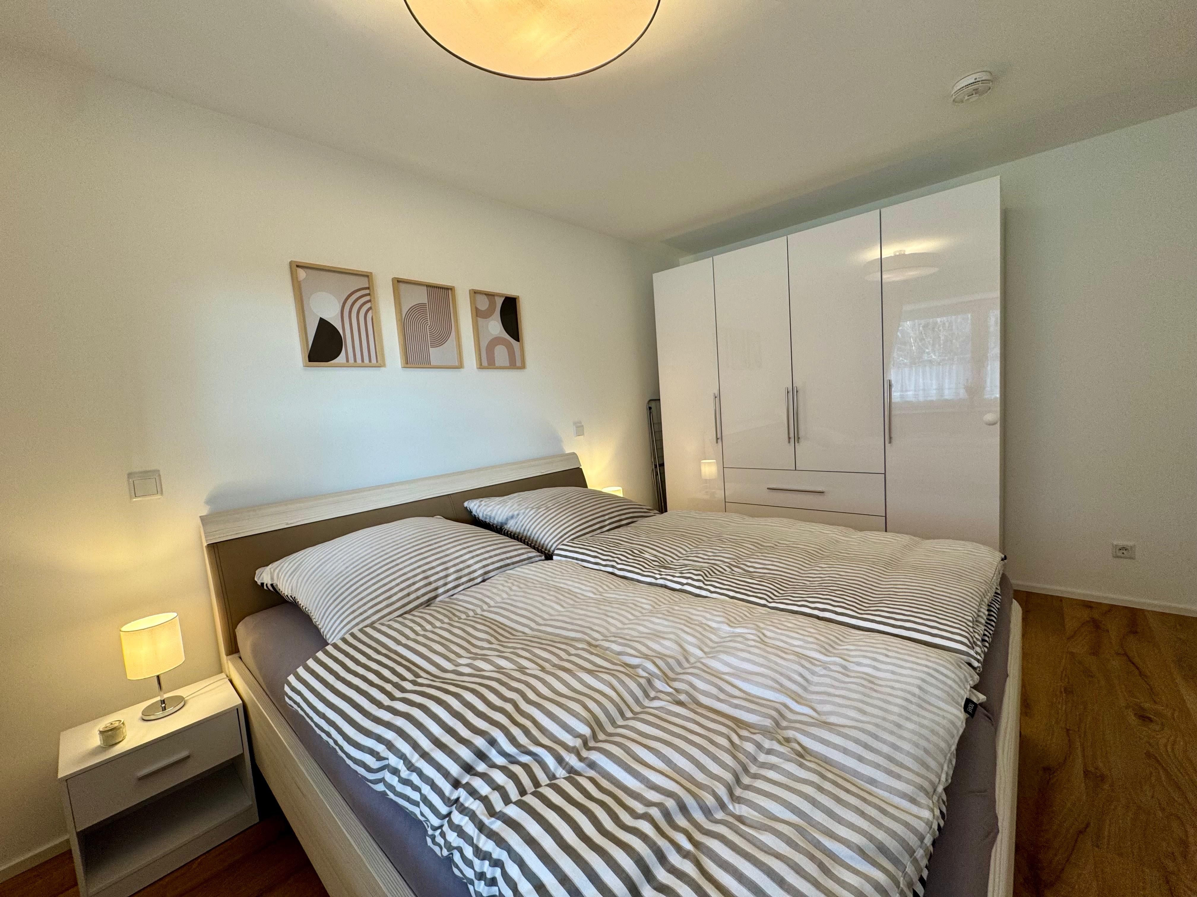  Luxurious And Modern Furnished 2-Room Apartment In Kitzingen  -  Luxurious and modern furnished 2-room apartment in Kitzingen  - Gallery -  6