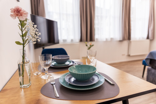 Apartment 03, Bright & lovingly furnished apartment in Bad Urach with a view of the market square - Gallery - 8
