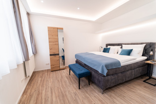 Apartment 03, Bright & lovingly furnished apartment in Bad Urach with a view of the market square