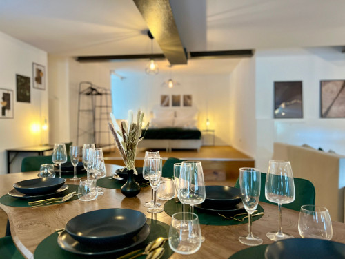 Old Brewery flair: Old Town | Parking | Coffee