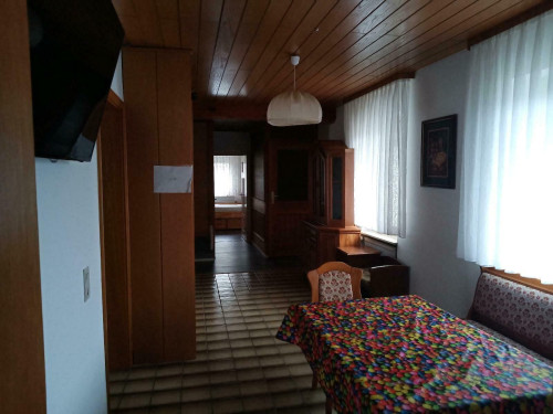 Comfortable apartment on the 1st floor, 125 m2 , with 5 rooms