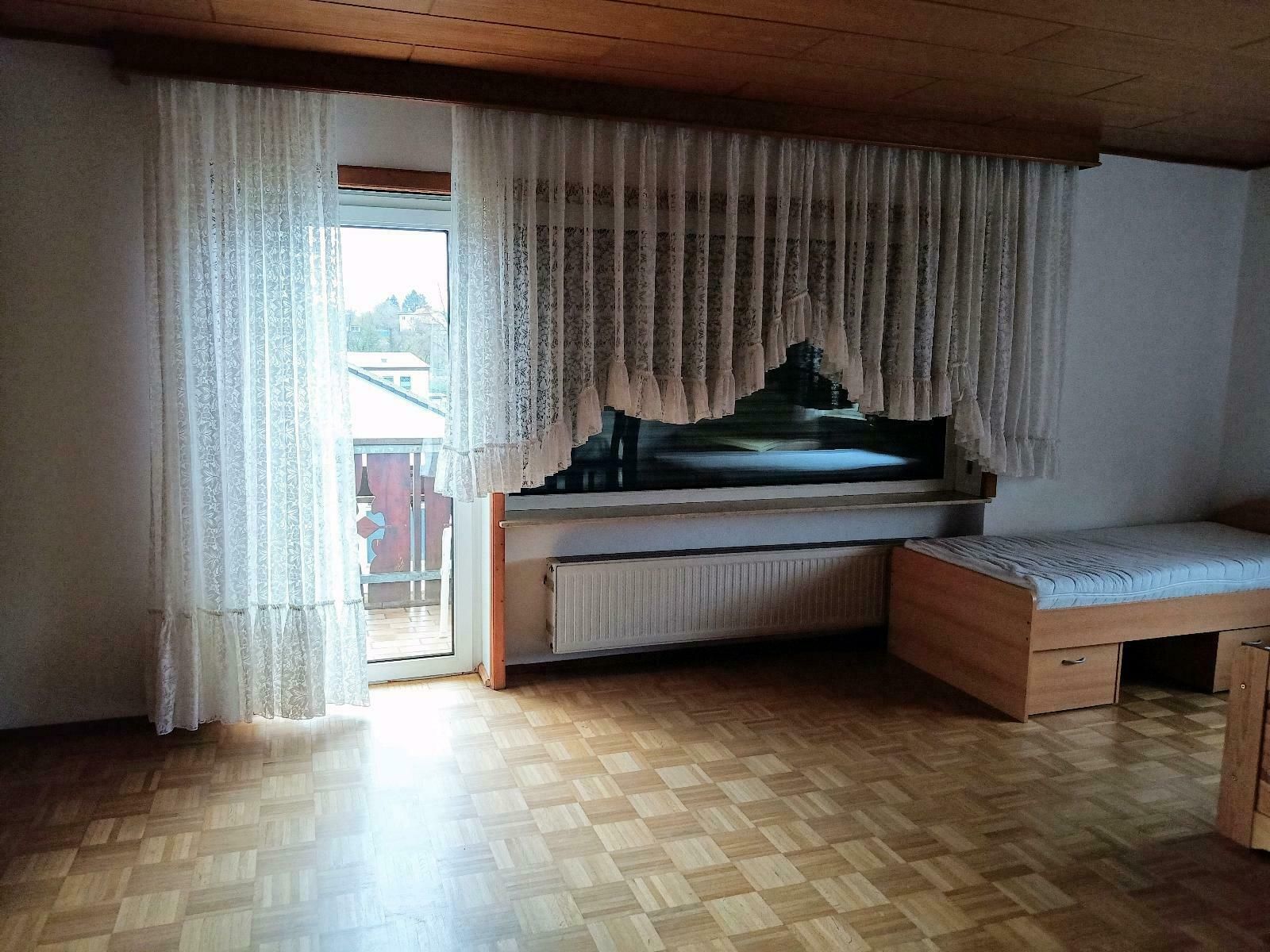 Comfortable Apartment On The 1st Floor, 125 M2 , With 5 Rooms - 9