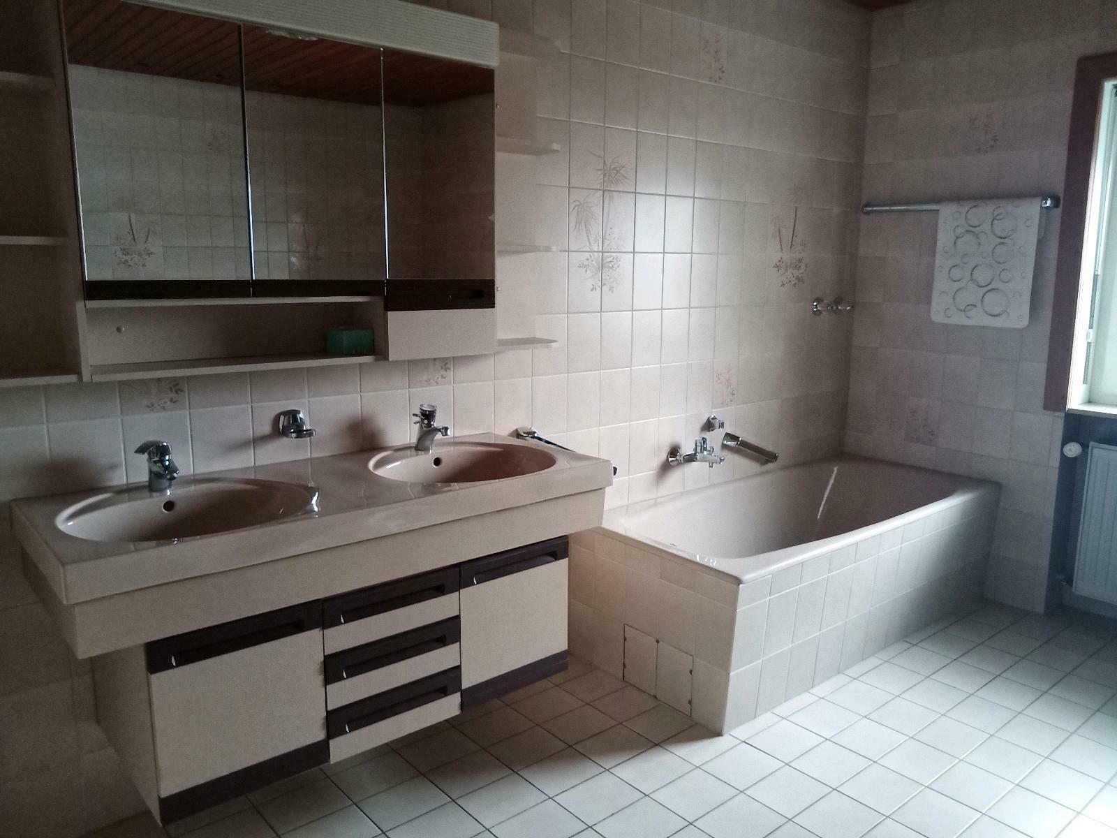 Comfortable Apartment On The 1st Floor, 125 M2 , With 5 Rooms - 2