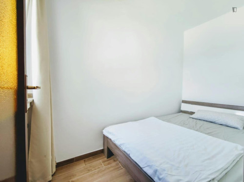 Tasteful 1-bedroom apartment in Ruhrallee Ost - Gallery - 8
