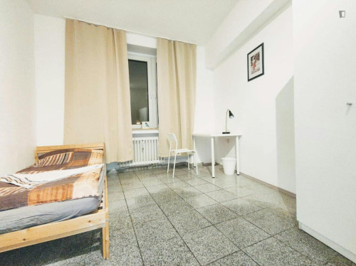 Lovely single bedroom near Reinoldikirche station
