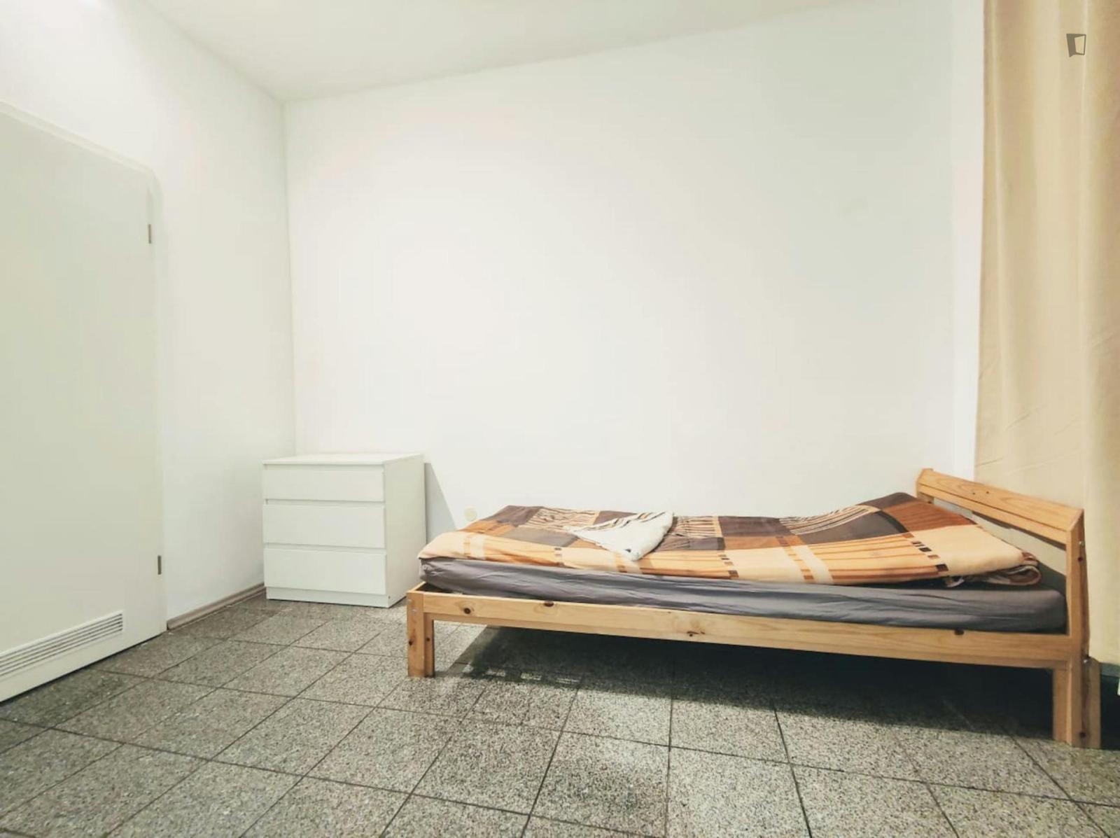  Lovely Single Bedroom Near Reinoldikirche Station  -  Lovely single bedroom near Reinoldikirche station  - Gallery -  1