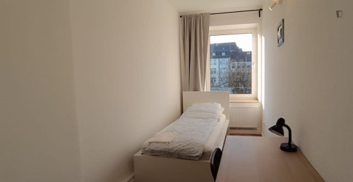 Very nice single bedroom near Ostentor station